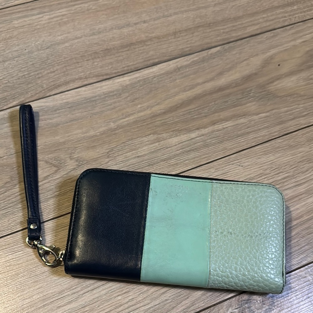 Fossil leather wallet